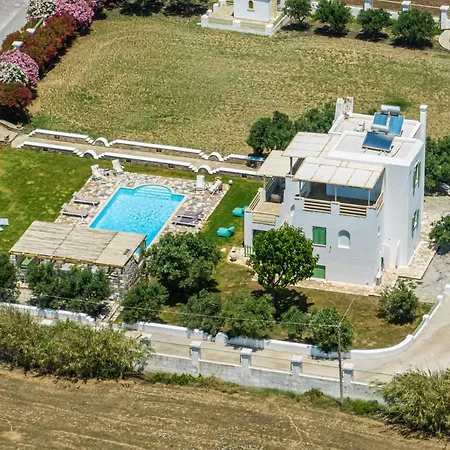Vila Jkg Oikia Agia Anna (Naxos)